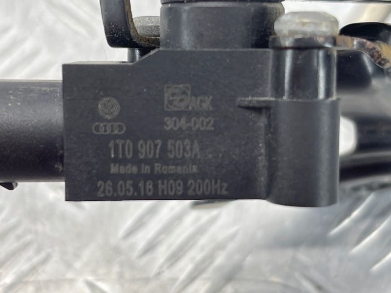 Датчик положения кузова / Дорожного просвета 8R0941309C Audi A6