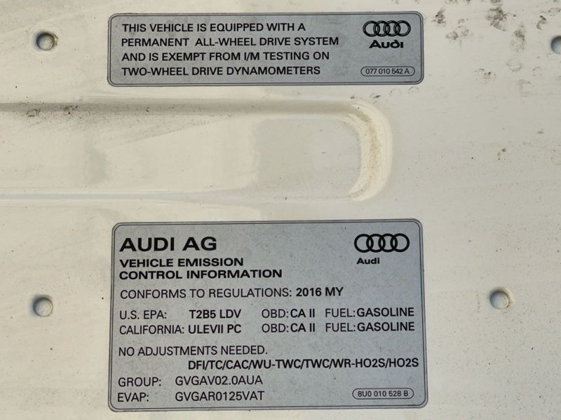 Капот Audi Q3