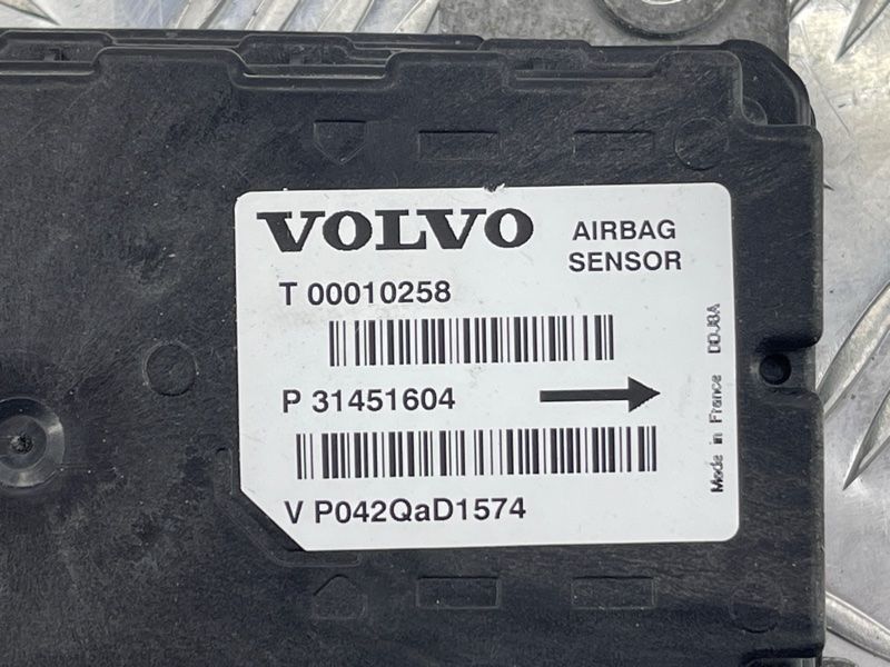 Датчик подушки безпеки airbag Volvo XC90