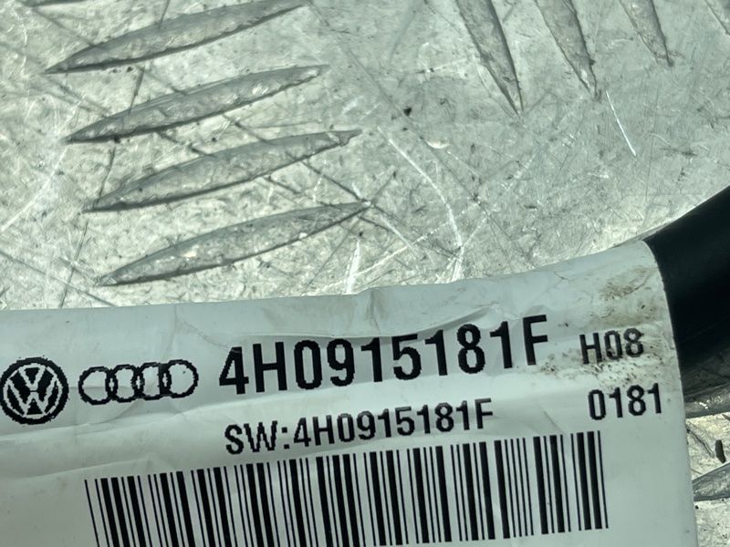 Клемма аккумулятора с проводом Audi A8