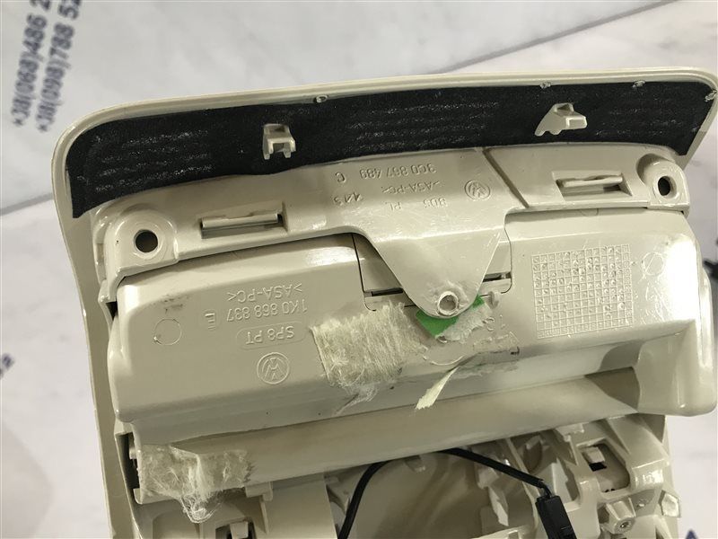 Плафон освітлення салону 3C0867489 Volkswagen CC