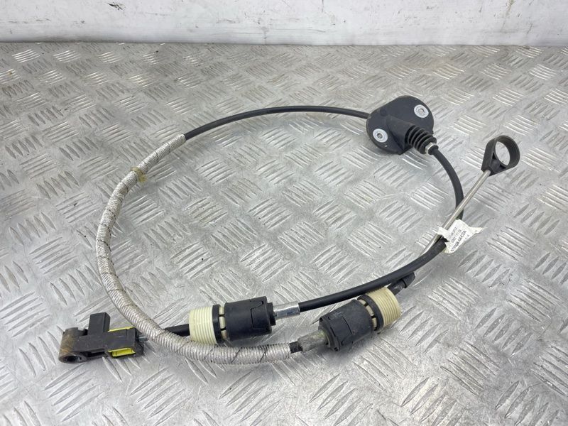Трос кпп 31256941 Volvo XC60
