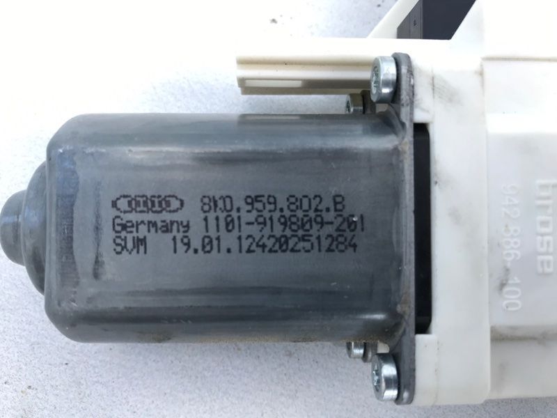 Мотор склопідйомника 8K0959802B Audi A6