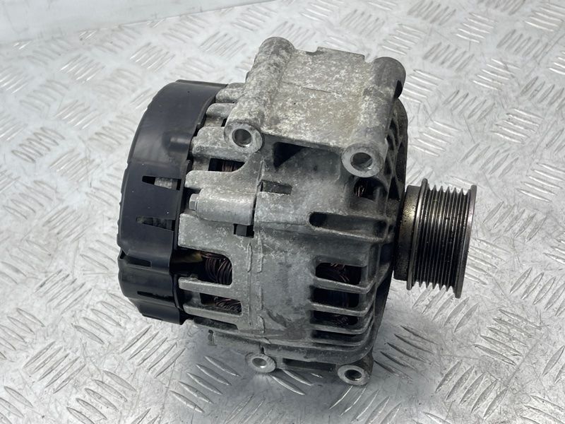 Генератор 06L903027 Audi Q5