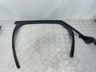 Направляющая стекла двери 4G5839431 Audi A6