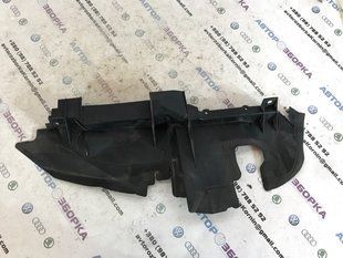 Воздуховод радиатора 4L0121284G Audi Q7