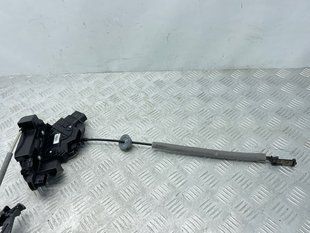 Замок задней двери 30799328 Volvo XC60