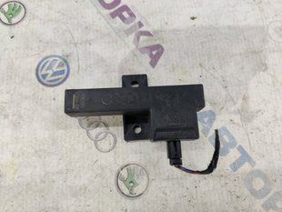 Антенна бесключевого доступа (KESSY) 8K0907247 Audi A7 Audi A4, Audi A4 Allroad, Audi A5, Audi A6, Audi A7, Audi A8, Audi Q5, Audi RS5, Audi RS7, Audi S4, Audi S5, Audi S6, Audi S7, Audi S8, Audi SQ5