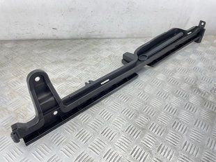 Кронштейн підлоги багажника 32344696 Polestar 2