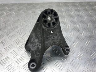 Опора / подушка двигуна 7L8199307H Audi Q7
