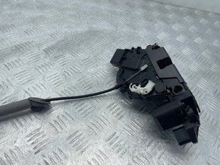 Замок передней двери 31253661 Volvo XC60