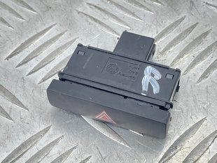 Кнопка аварійки 3AA9535091QB Volkswagen CC