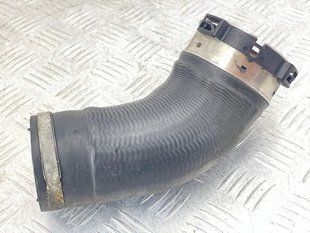Патрубок інтеркулера 31338545 Volvo XC90