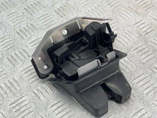 Замок крышки багажника 31484236 Volvo XC60
