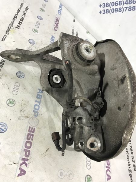 Поворотний кулак / цапфа 8K0505431AR Audi A6