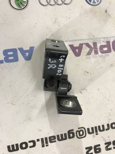 Петля дверей 4G0831402A Audi A6