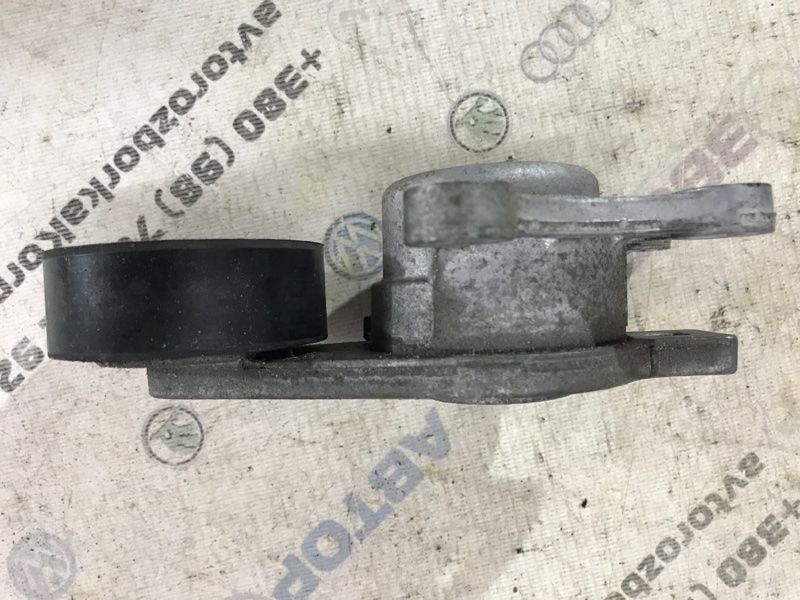 Ролик натяжной 6582332 Ford Edge