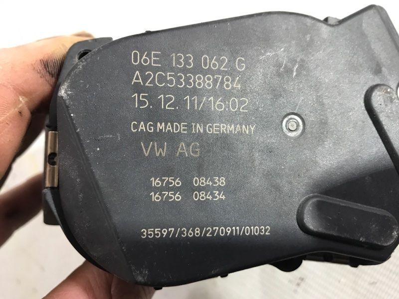 Дроссельная заслонка 06E133062G Audi Q7