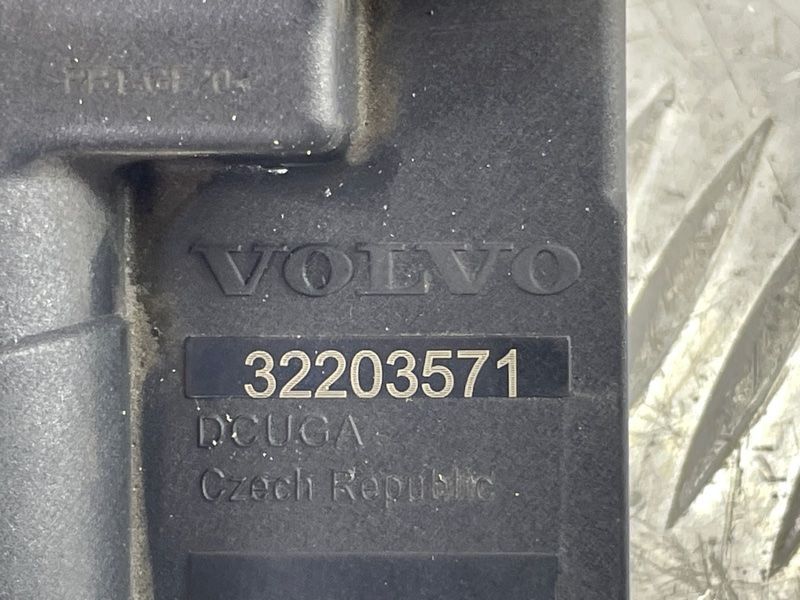 Контролер паливного насоса Volvo XC60