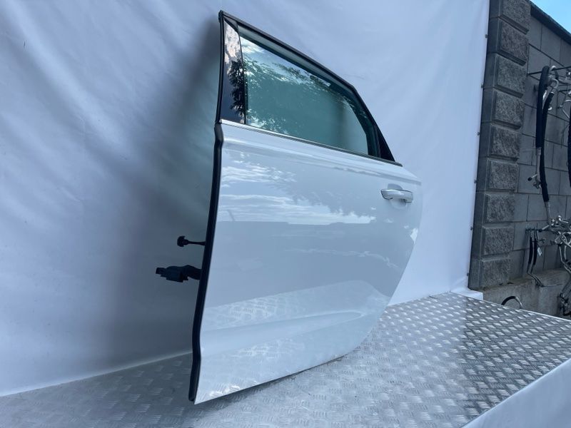 Дверь 4G5833051 Audi A6