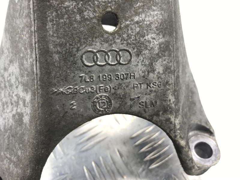 Опора / подушка двигуна 7L8199307H Audi Q7