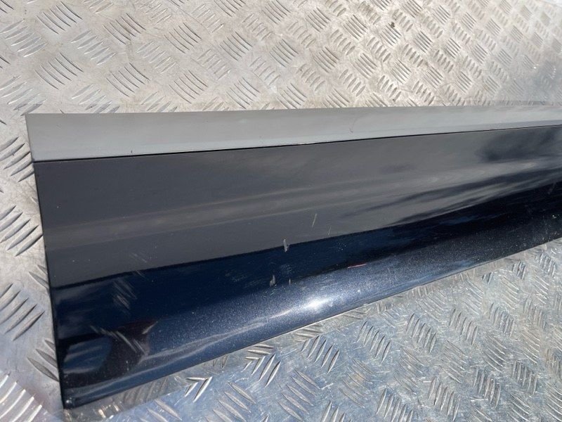 Накладка дверей 4M0853960G Audi Q7