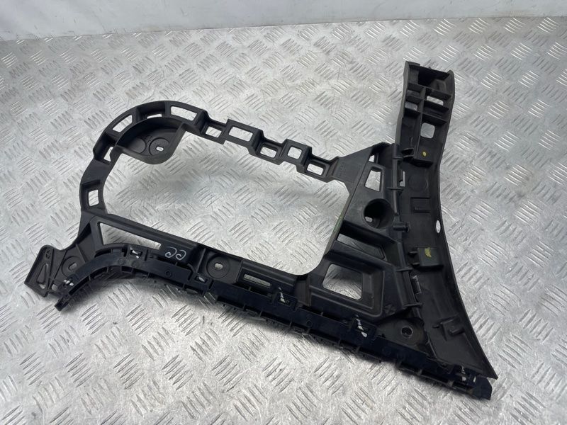 Направляюча заднього бампера ліва 3C8807393C Volkswagen CC Volkswagen CC