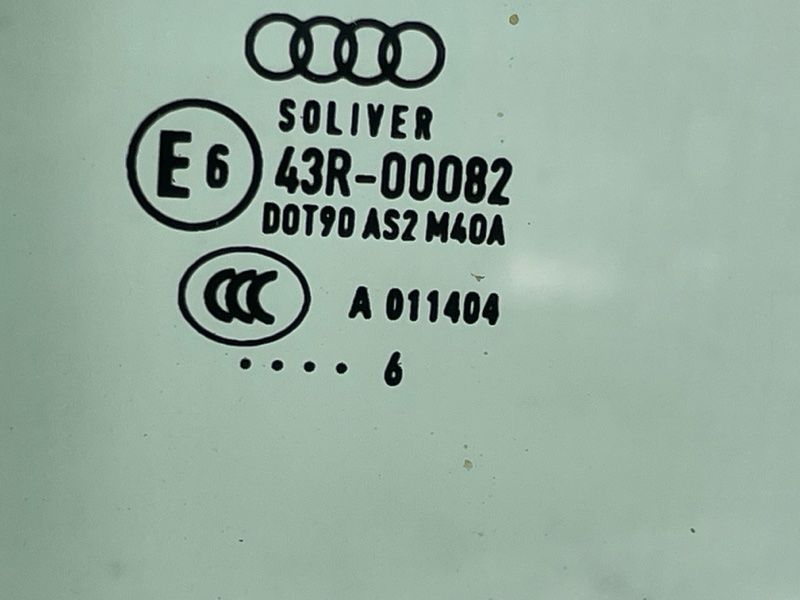Скло дверей 4G8845206A Audi A7