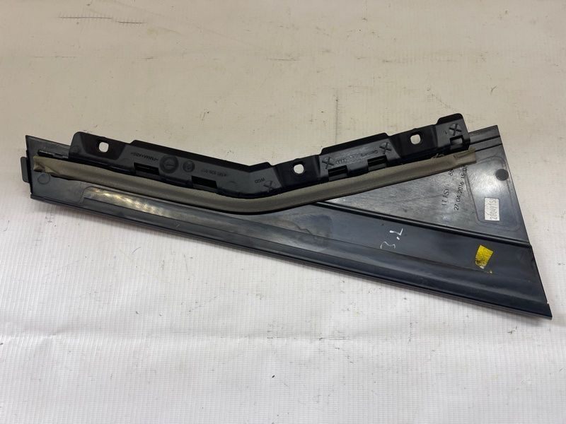 Накладка двери 4M0839903 Audi Q7