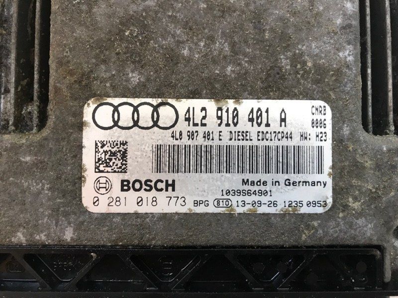 Блок управления двигателем 4L2910401A Audi Q7