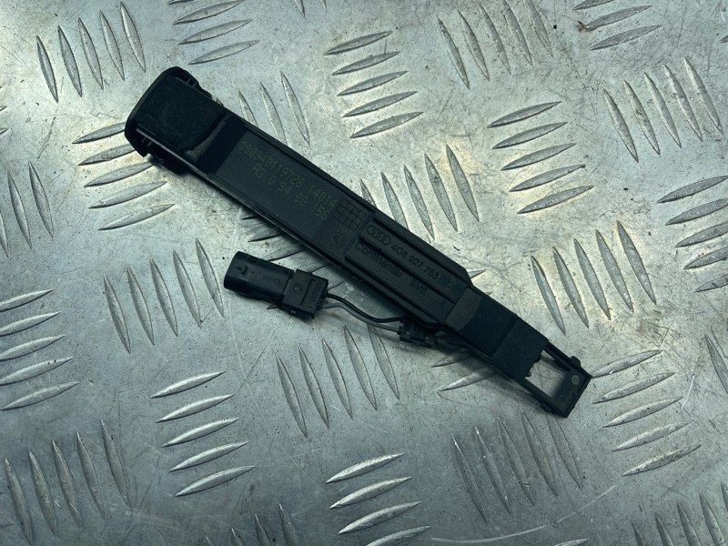 Датчик ручки дверей 4G8927753 Audi A6