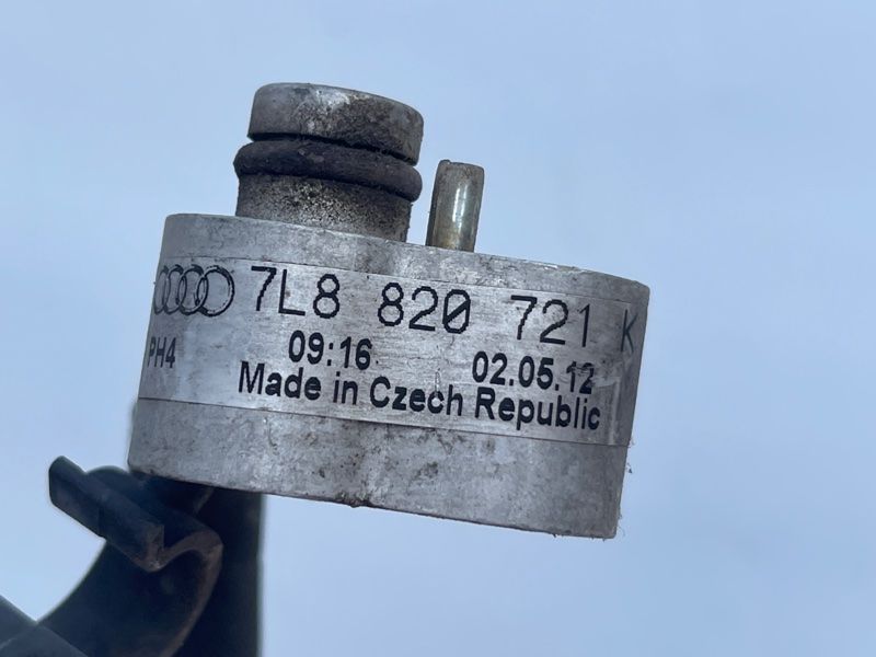 Трубка кондиционера 7L8820721K Audi Q7