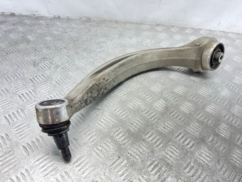 Рычаг передней подвески поперечный нижний 4M0407695C Audi Q7