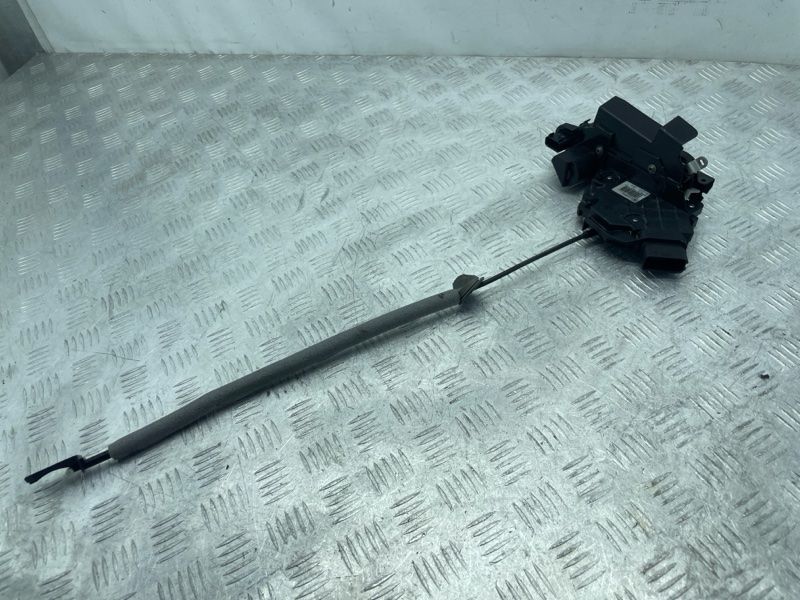 Замок дверей 31253661 Volvo XC60