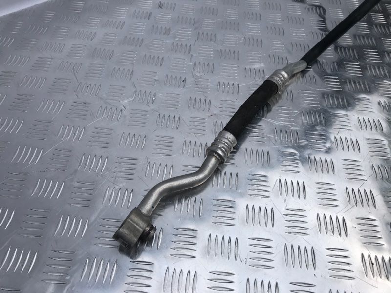 Трубка кондиціонера 7L6820743H Audi Q7