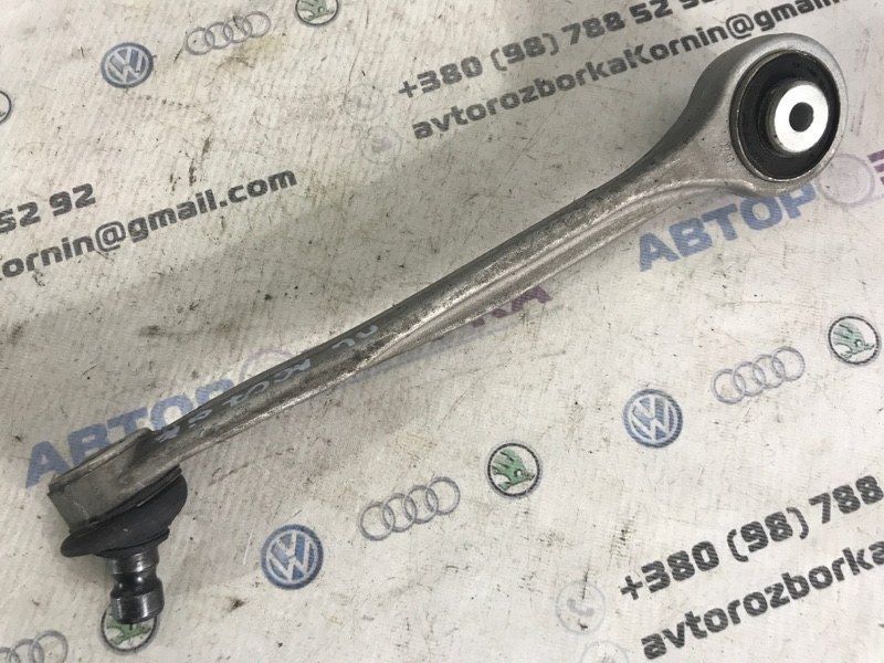 Важіль передньої підвіски верхній 8K0407505M Audi A6
