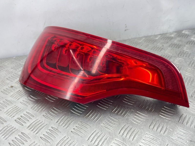 Стоп / Фонарь Audi Q7