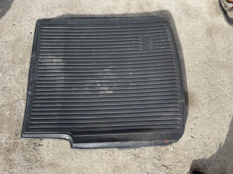 Коврик багажника 4G8061180A Audi A7