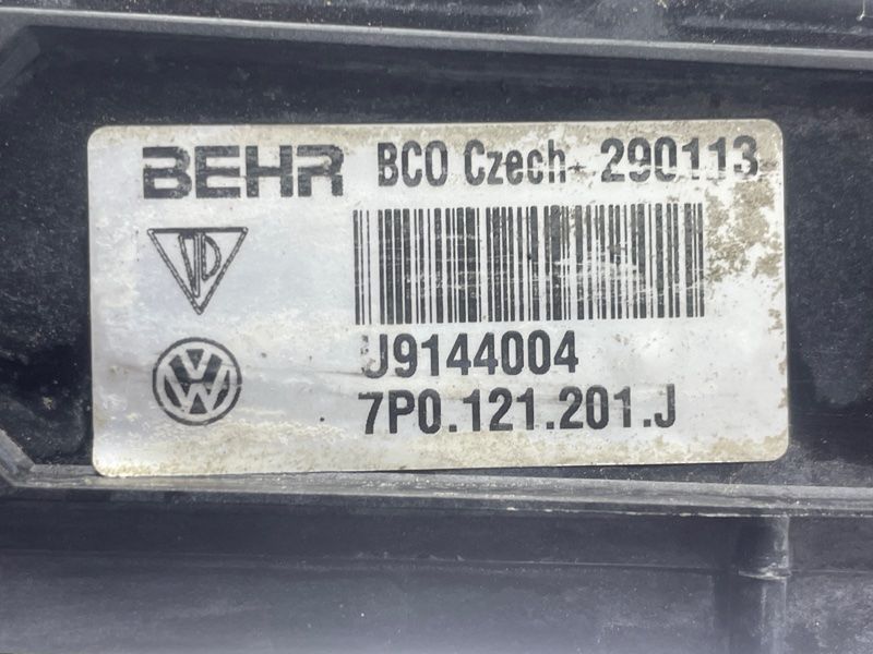 Рамка радіатора 7P0121201J Volkswagen Touareg