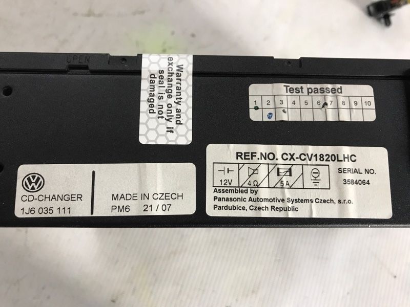 CD Чейнджер 1J6035111 Volkswagen Touareg