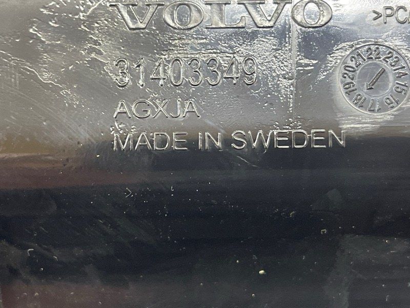 Дисплей 32247465 Volvo XC90