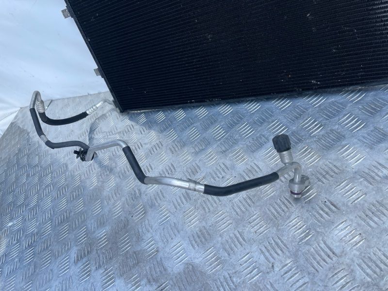 Радіатор кондиціонера 4G0260401A Audi A6