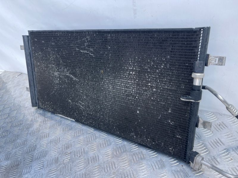 Радіатор кондиціонера 4G0260401A Audi A6
