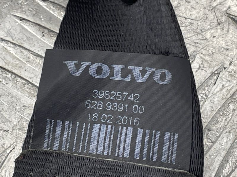 Ремінь безпеки сидіння 3-го ряду 39825742 Volvo XC90