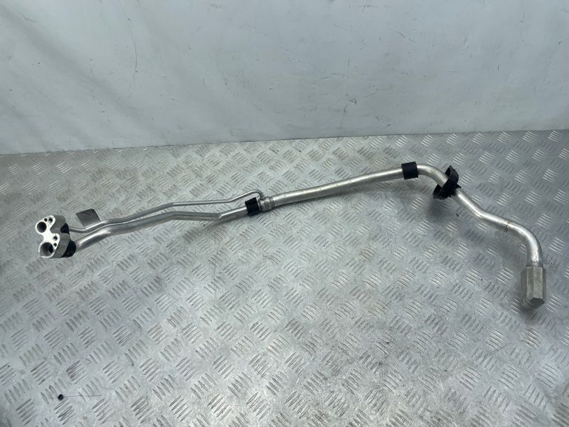 Трубка кондиціонера 8W0816738Q Audi A4