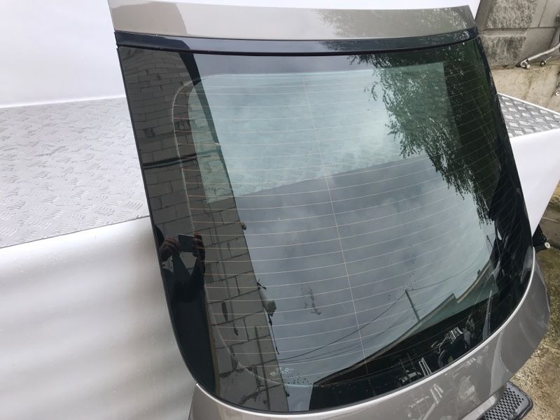 Крышка багажника 4G8827025A Audi A7