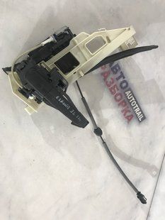 Ручка двери внешняя bf6af26413an Ford Escape