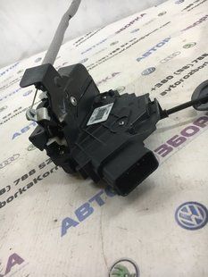 Замок передней двери 31253658 Volvo XC60