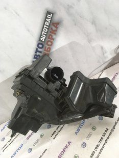 Корпус воздушного фильтра DS739A600BB Ford Fusion