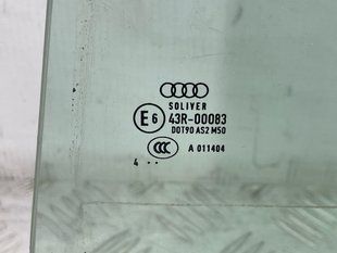 Скло дверей 4H4845205 Audi A8